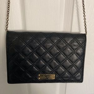 MARC JACOBS ALL IN ONE QUILTED SHOULDER BAG. Black with antique gold hardware.